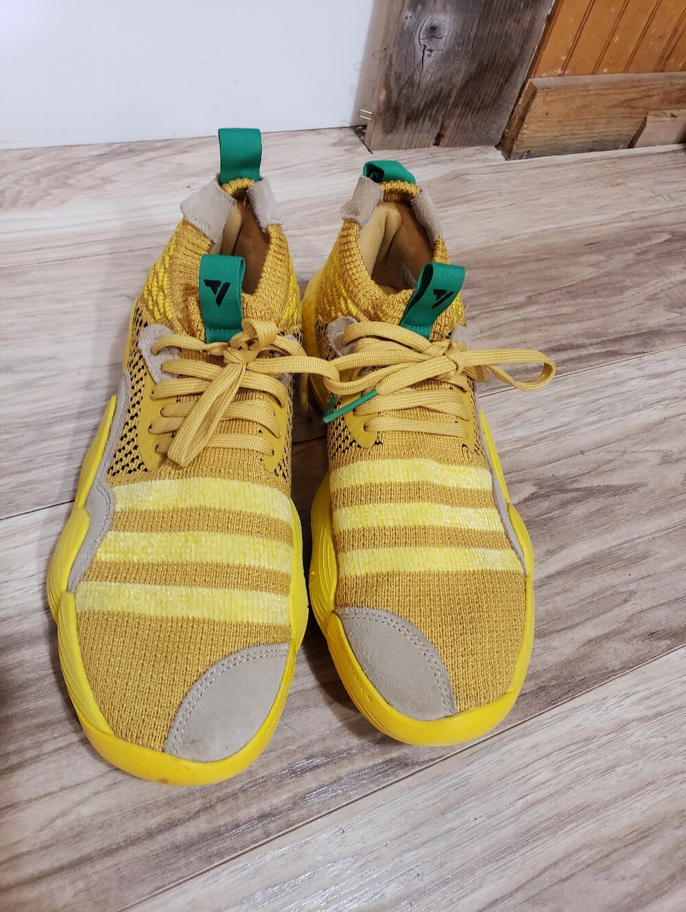 Adidas Trae Young 2.0 Hazy Yellow Basketball Sneakers 9.5